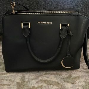 Michael Kors bag used-like new with wallet